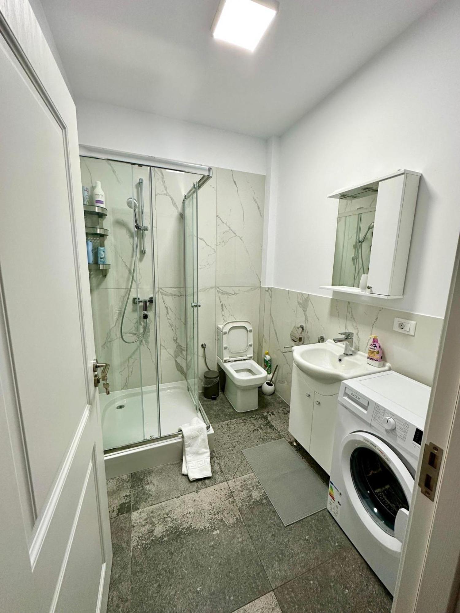 Angela Nordic Apartment. Suceava Exterior foto